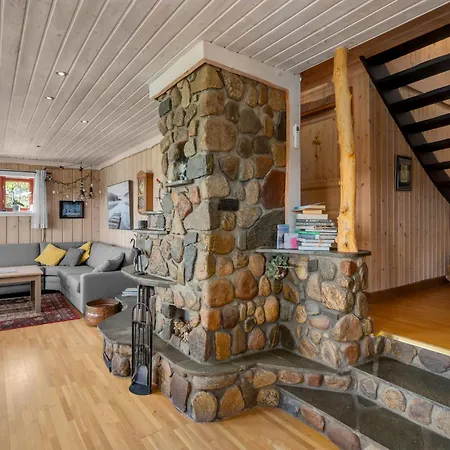 בית נופש Trondbu By Interhome